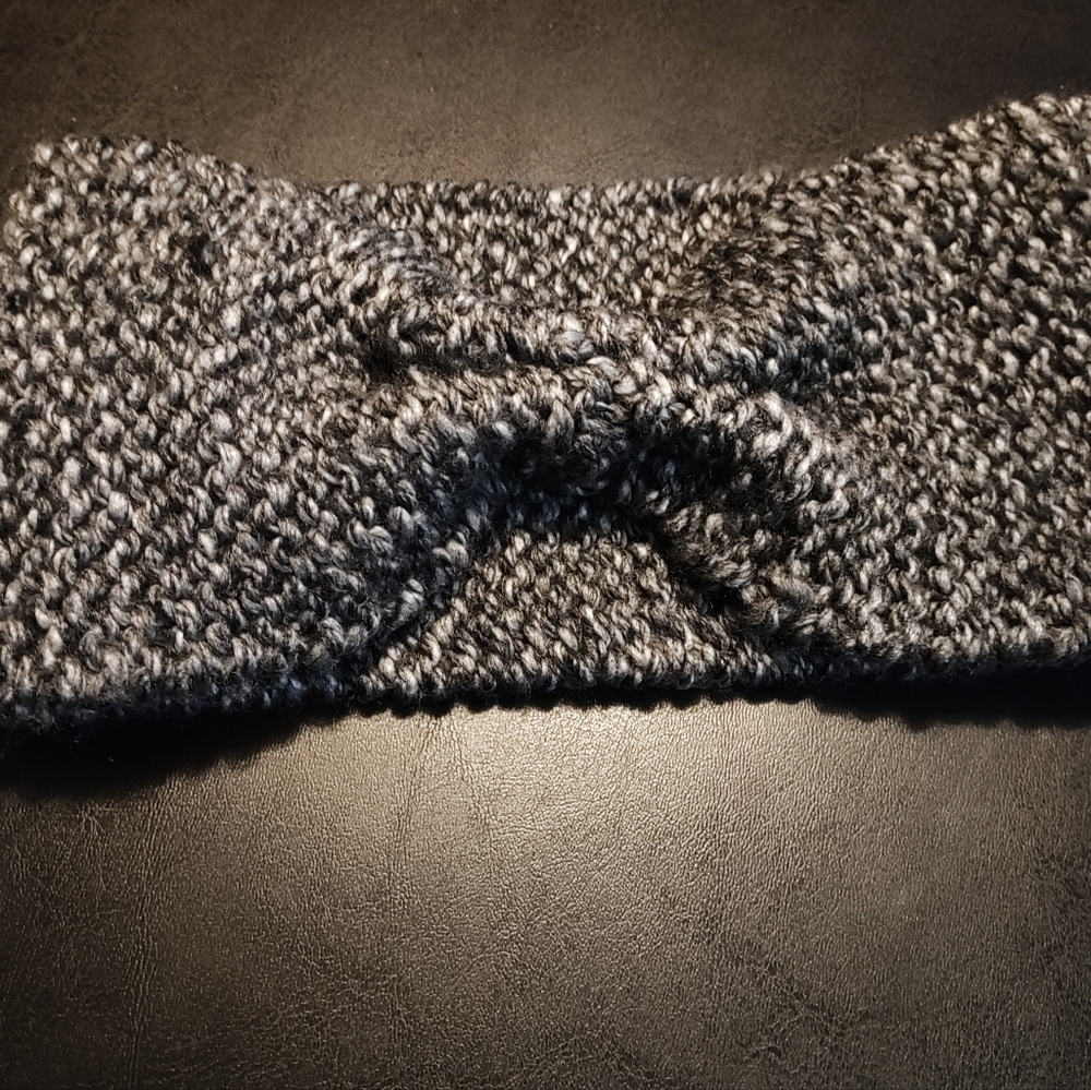 Hand Knitted Gray Earwarmer